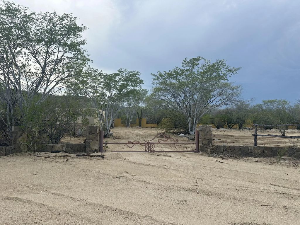 60 Circuito Del Sol Colina Curves, East Cape