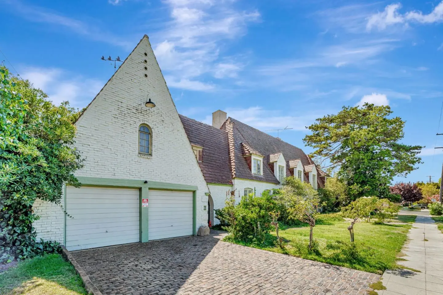 740 W Willow St, STOCKTON