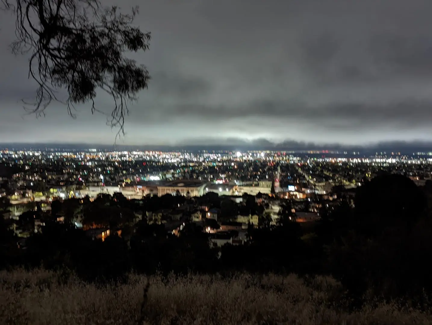 6871 Simson St, OAKLAND