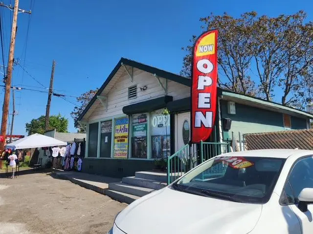 1902 E Harding Way, STOCKTON