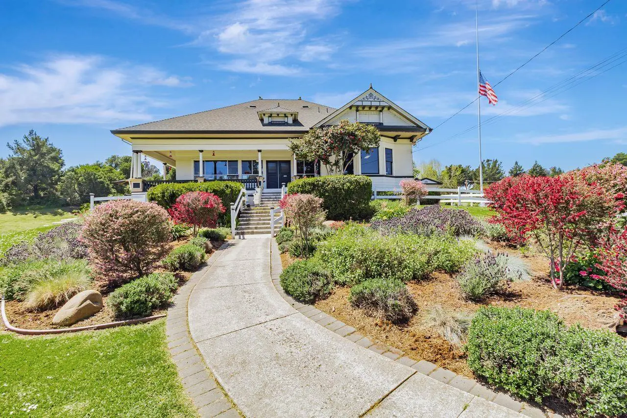 501 Spring Hills Dr, WATSONVILLE