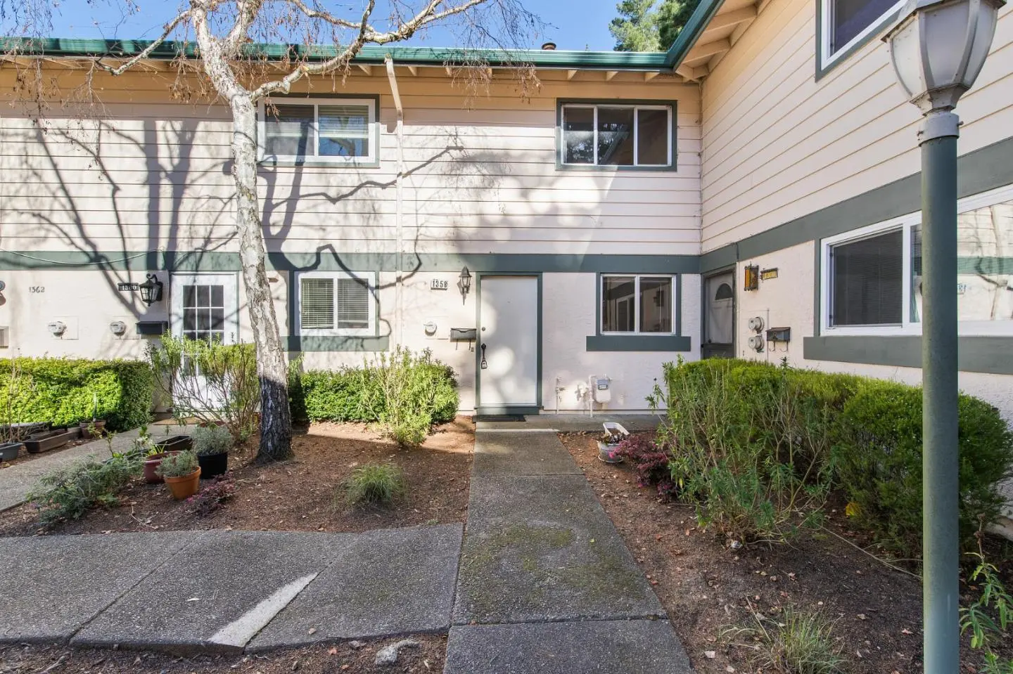 1358 Terra Nova Blvd, PACIFICA