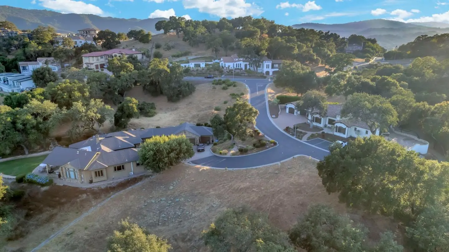 9250 Mahogany, GILROY