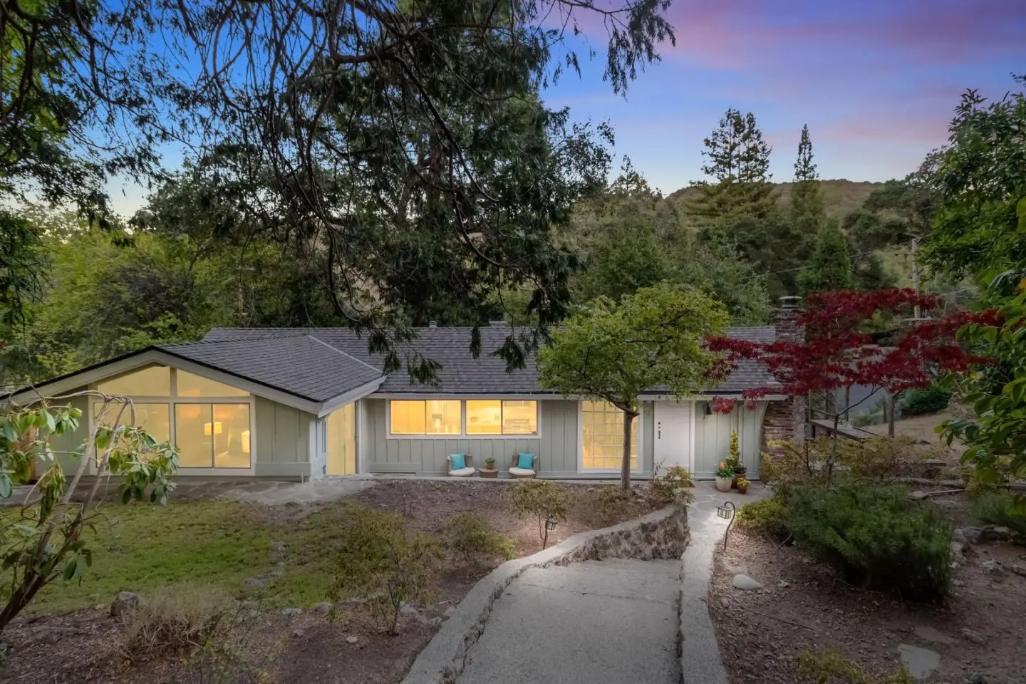 1019 Los Trancos Rd, Portola Valley