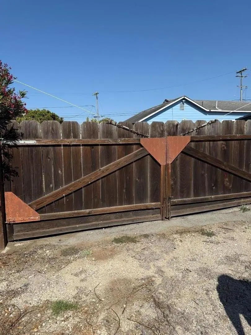 228 Beach Rd, MARINA