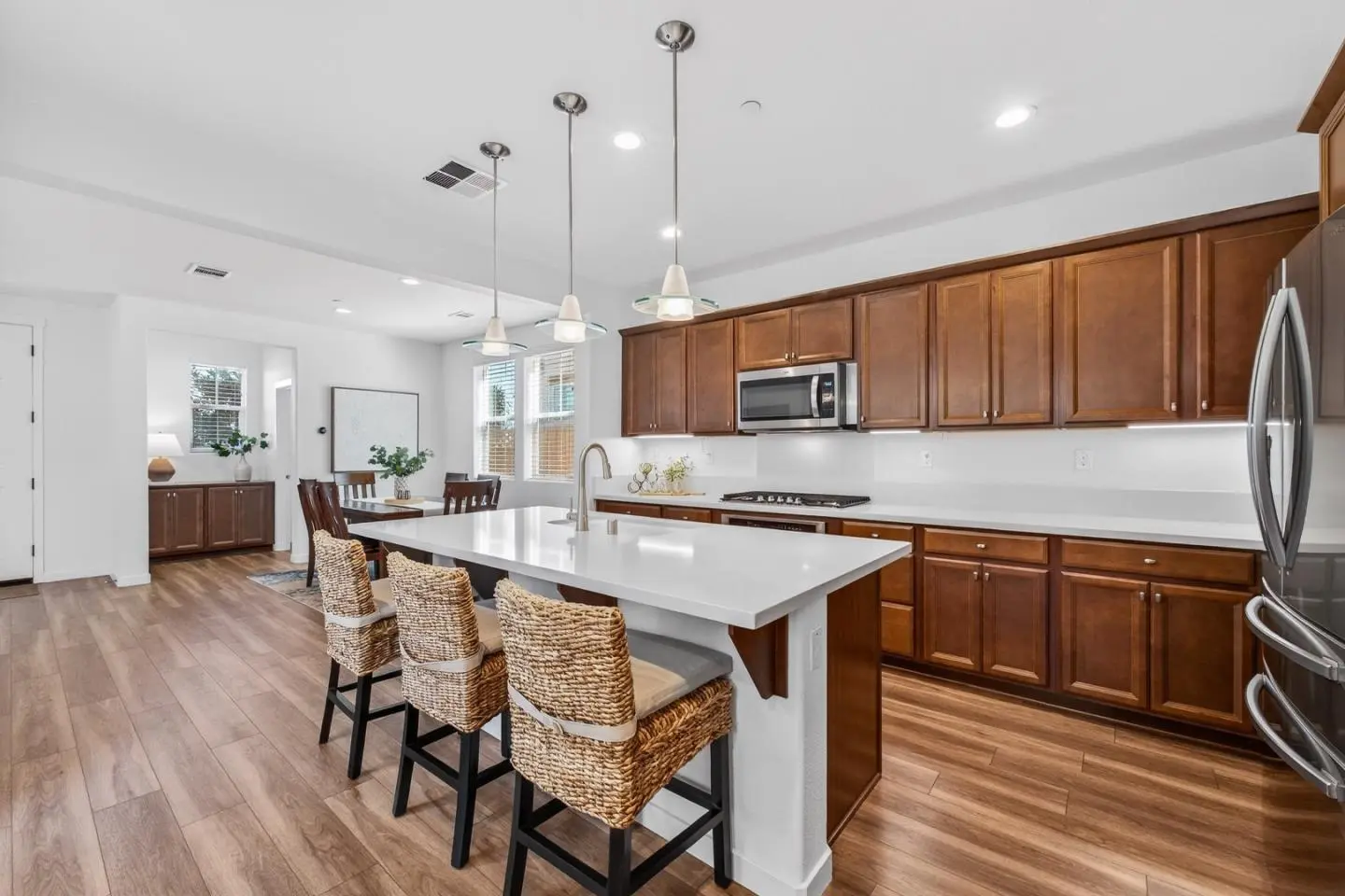 2975 Denali Dr, MARINA