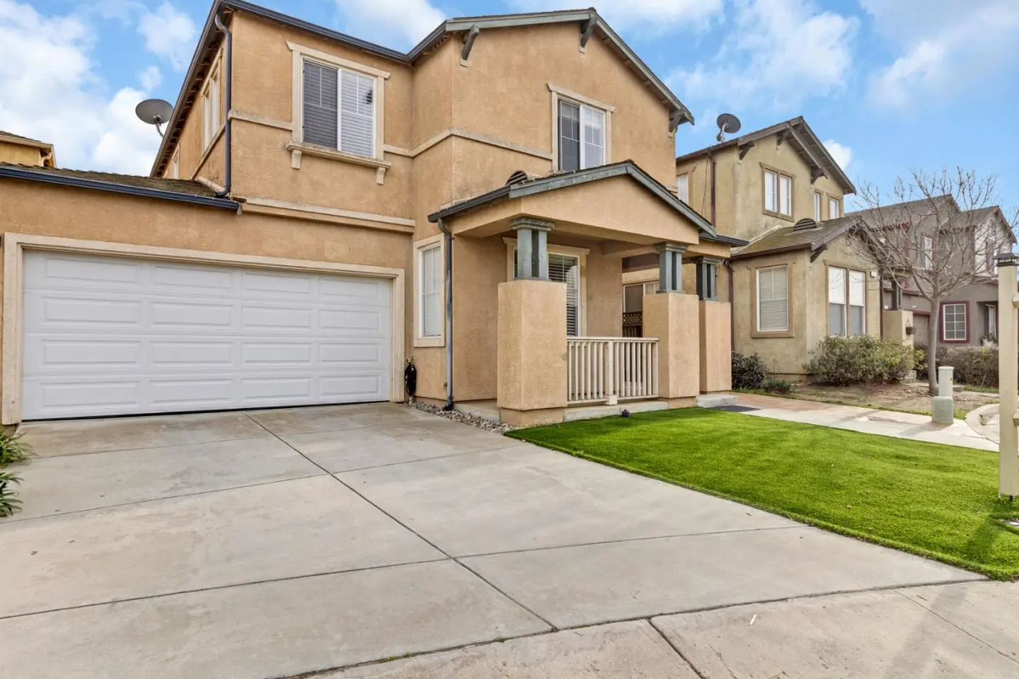 359 Barolo Cir, GREENFIELD