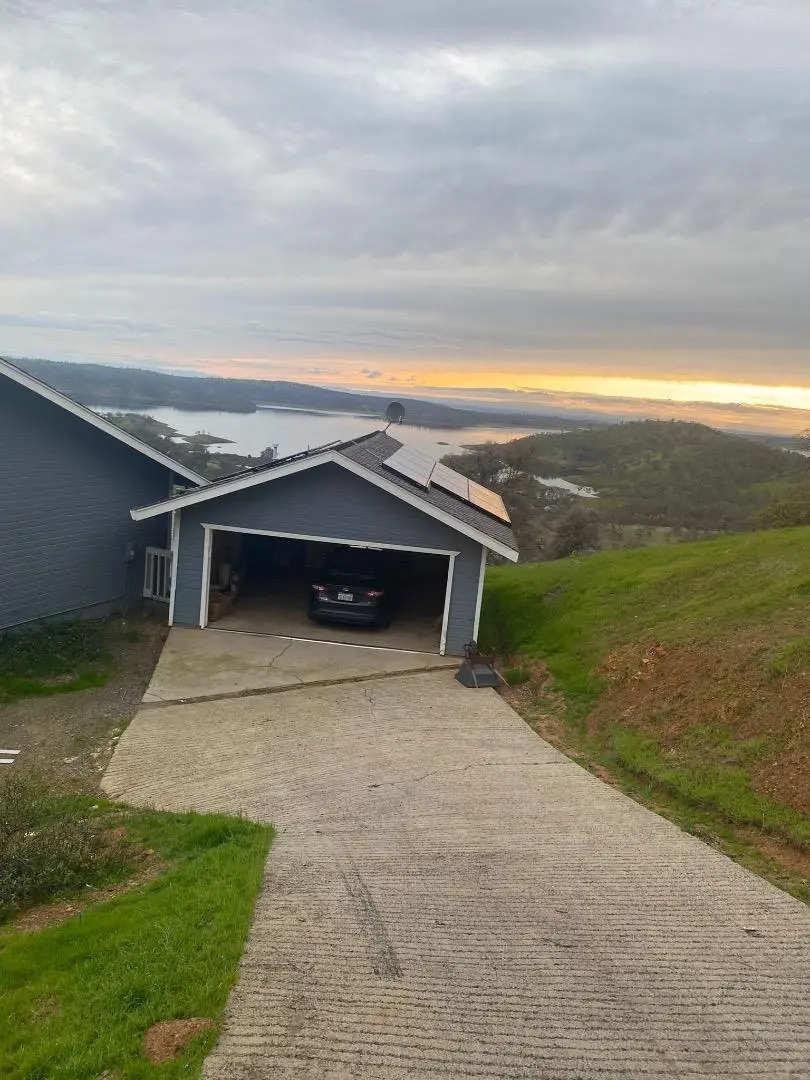 5448 Arbolada Dr, LA GRANGE