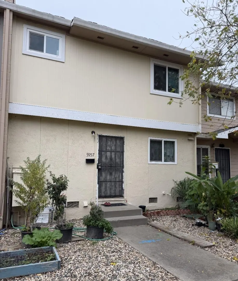 5957 Mack Rd, SACRAMENTO