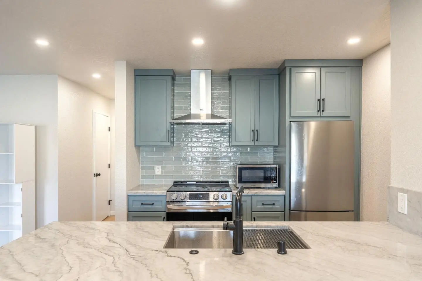 504 Ocean Ave 2, MONTEREY