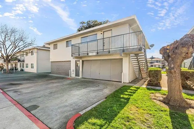 5577 Spinnaker Dr 4, SAN JOSE