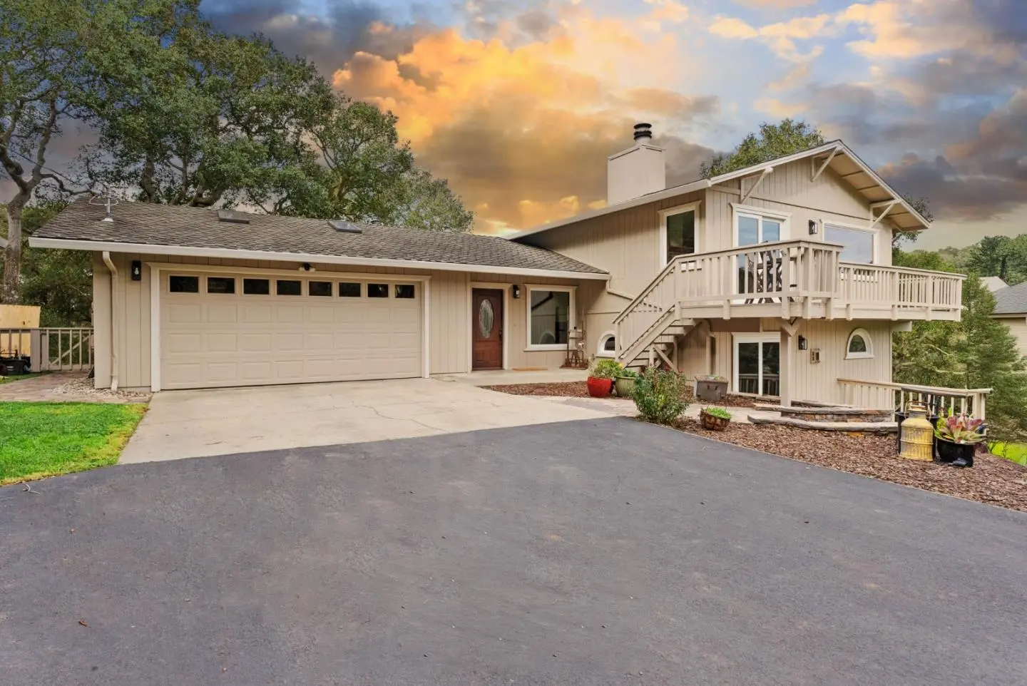 280 Hidden Valley Rd, ROYAL OAKS