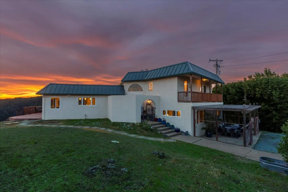 16999 Mcgill Rd, Saratoga