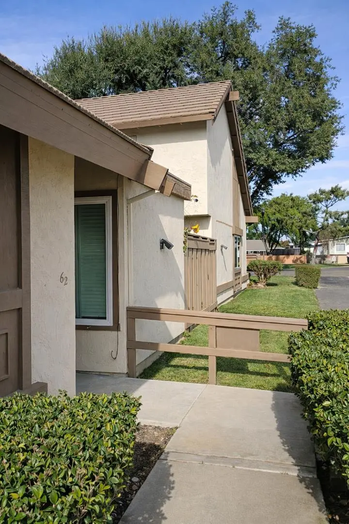 62 River Dr, King City