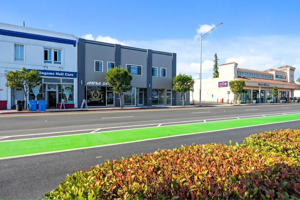 1145 California Dr 1147, BURLINGAME