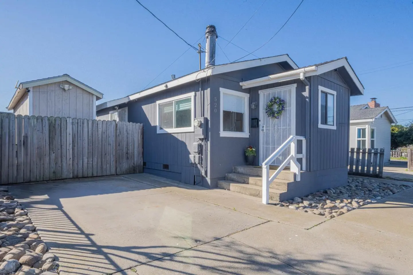 520 Amador Ave, SEASIDE