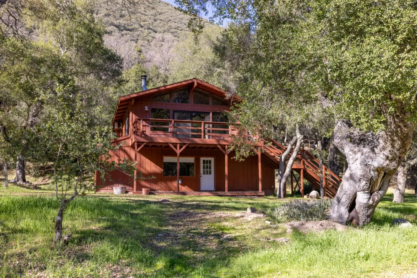 42250 Carmel Valley Rd, GREENFIELD