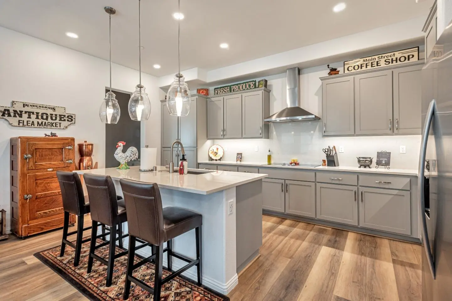 220 Waters Park Cir 201, San Mateo