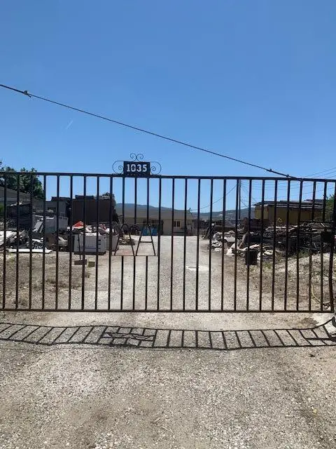 1035 Nash Rd, HOLLISTER