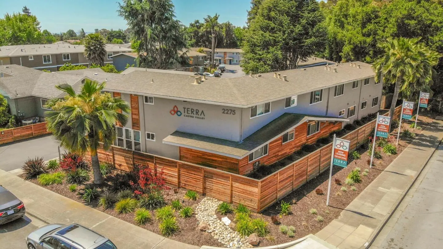 2275 Grove Way, CASTRO VALLEY