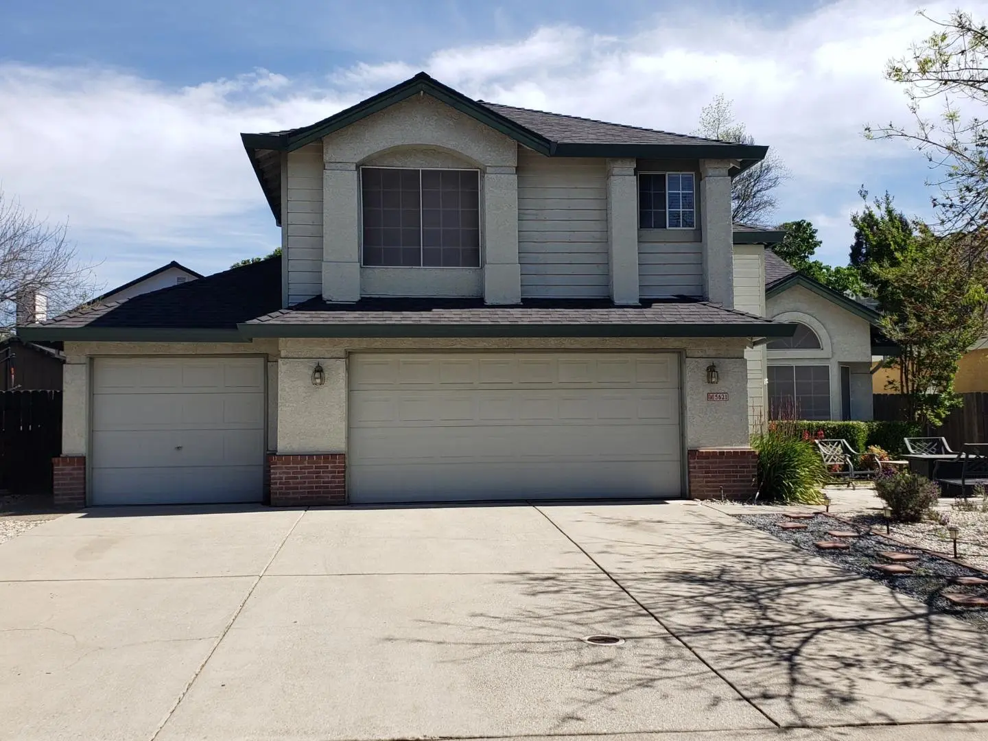 5621 Adobe Rd, ROCKLIN