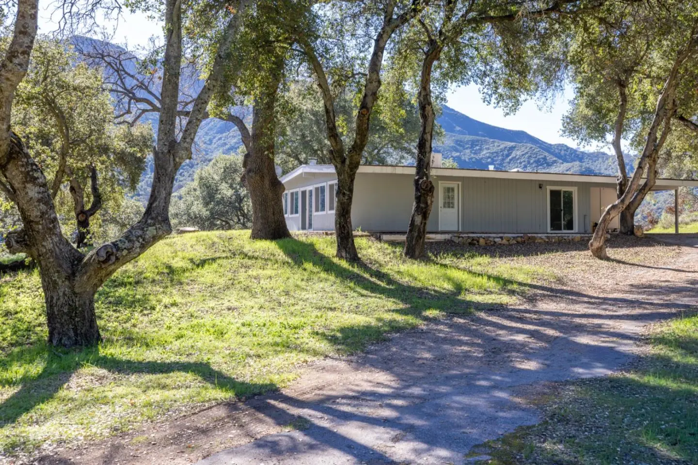 47292 Arroyo Seco Rd, GREENFIELD