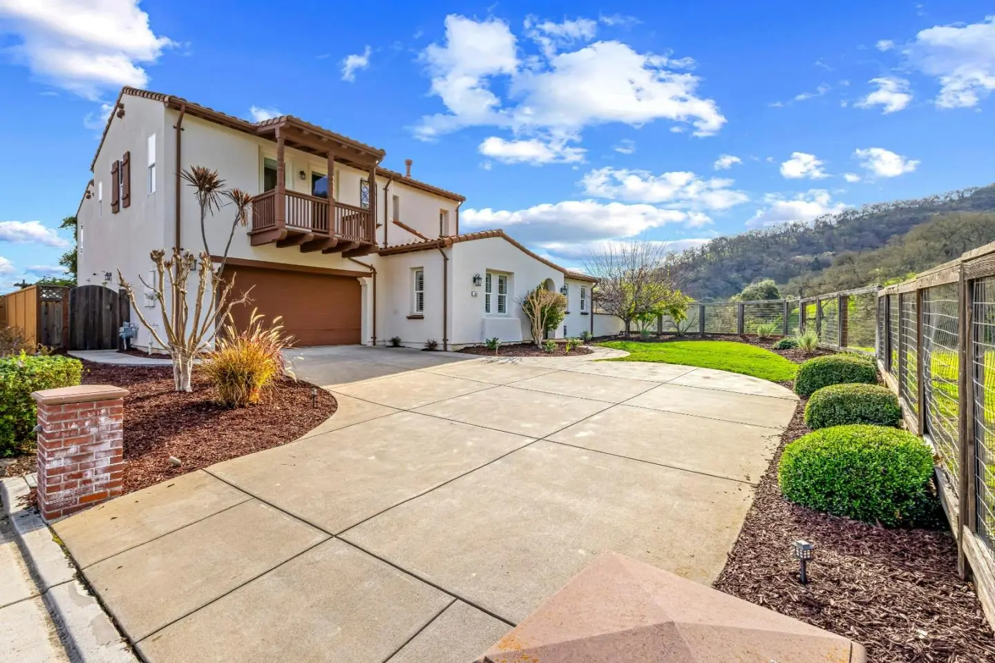 1190 Olympic Ct, Gilroy