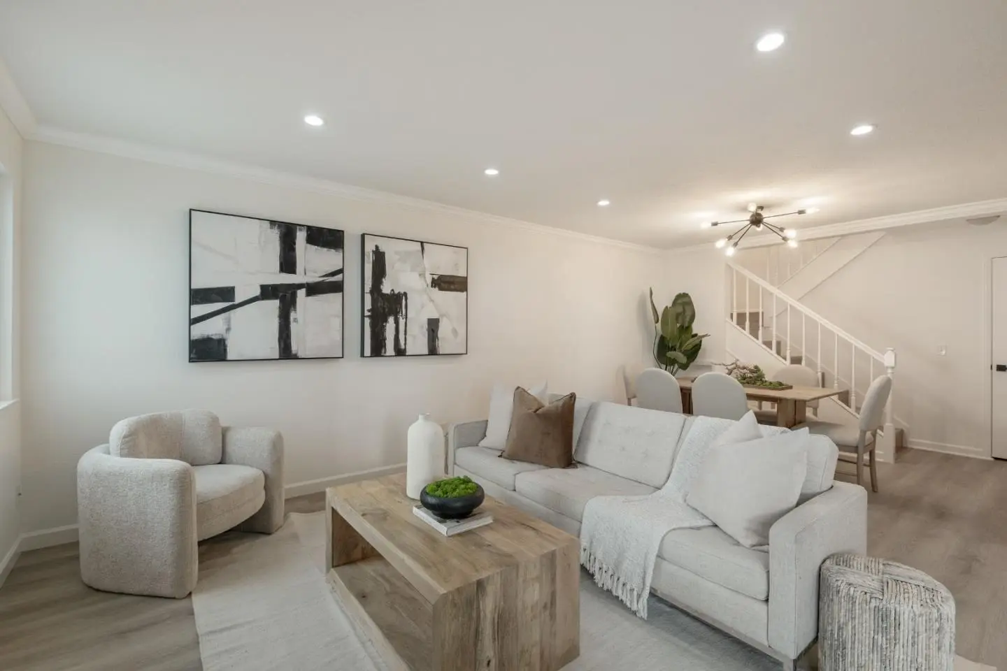 19861 Portal Plz, CUPERTINO