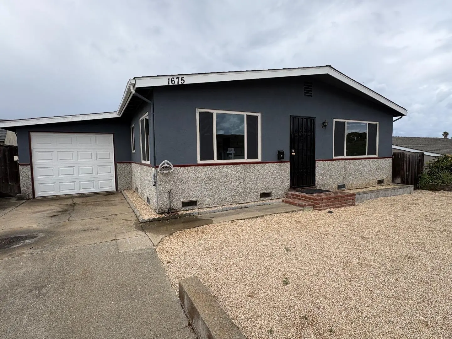 1675 Luxton St, SEASIDE