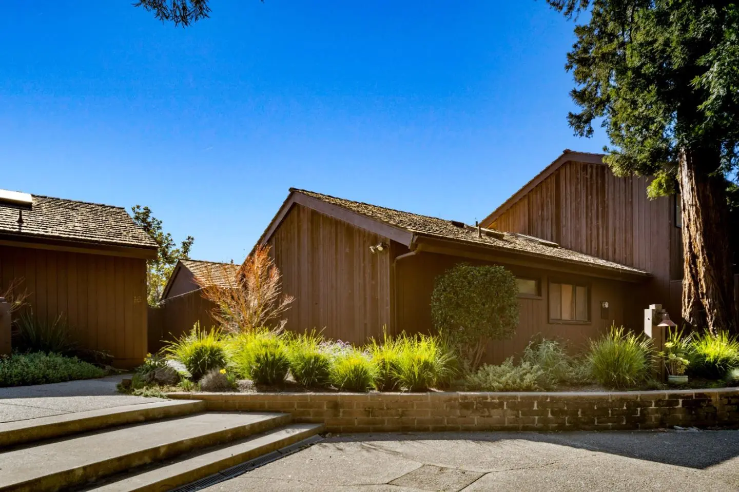 7026 Valley Greens Cir 17, CARMEL