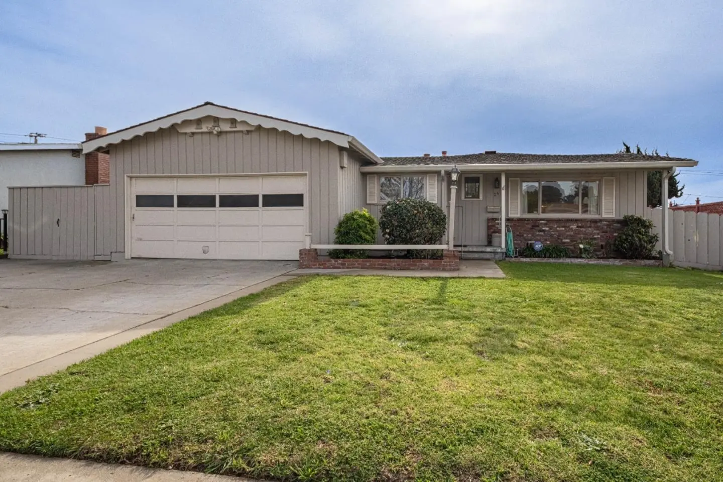 24 Saint Francis Way, SALINAS
