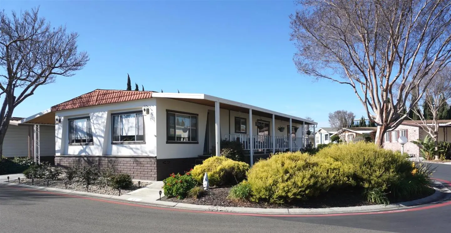 690 Persian Dr 61, SUNNYVALE