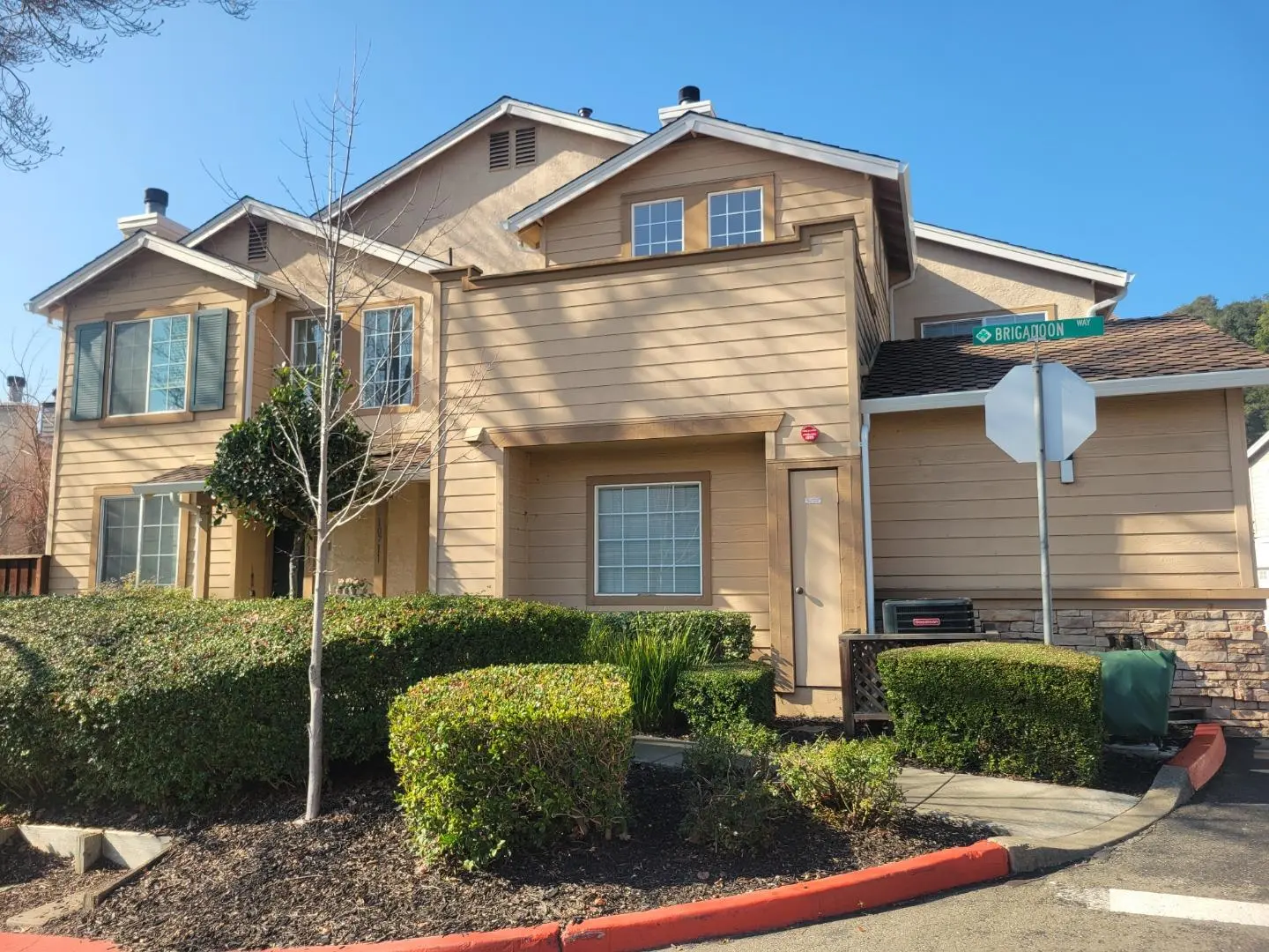 10711 Wallace Ln, DUBLIN