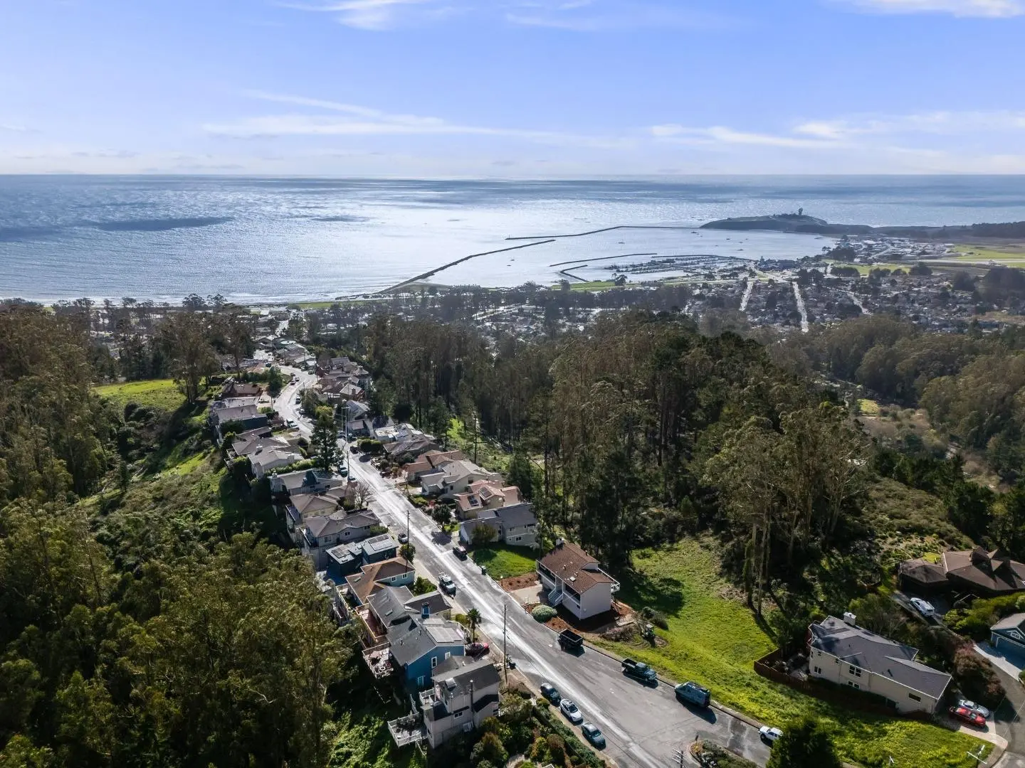 563 El Granada Blvd, EL GRANADA