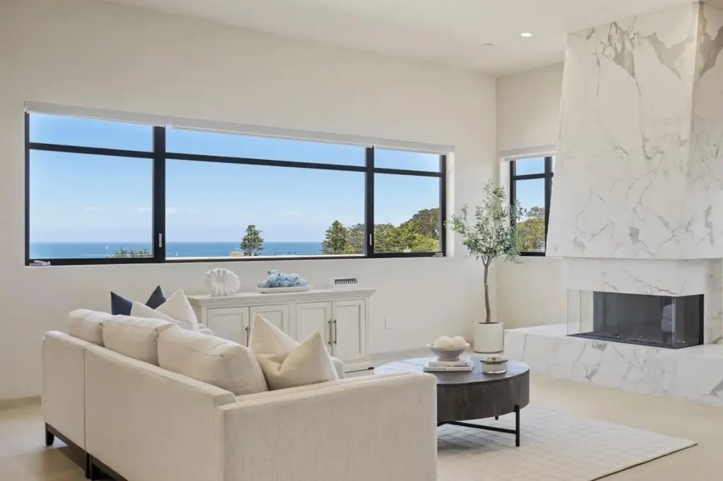 520 Lighthouse Ave 301, Pacific Grove