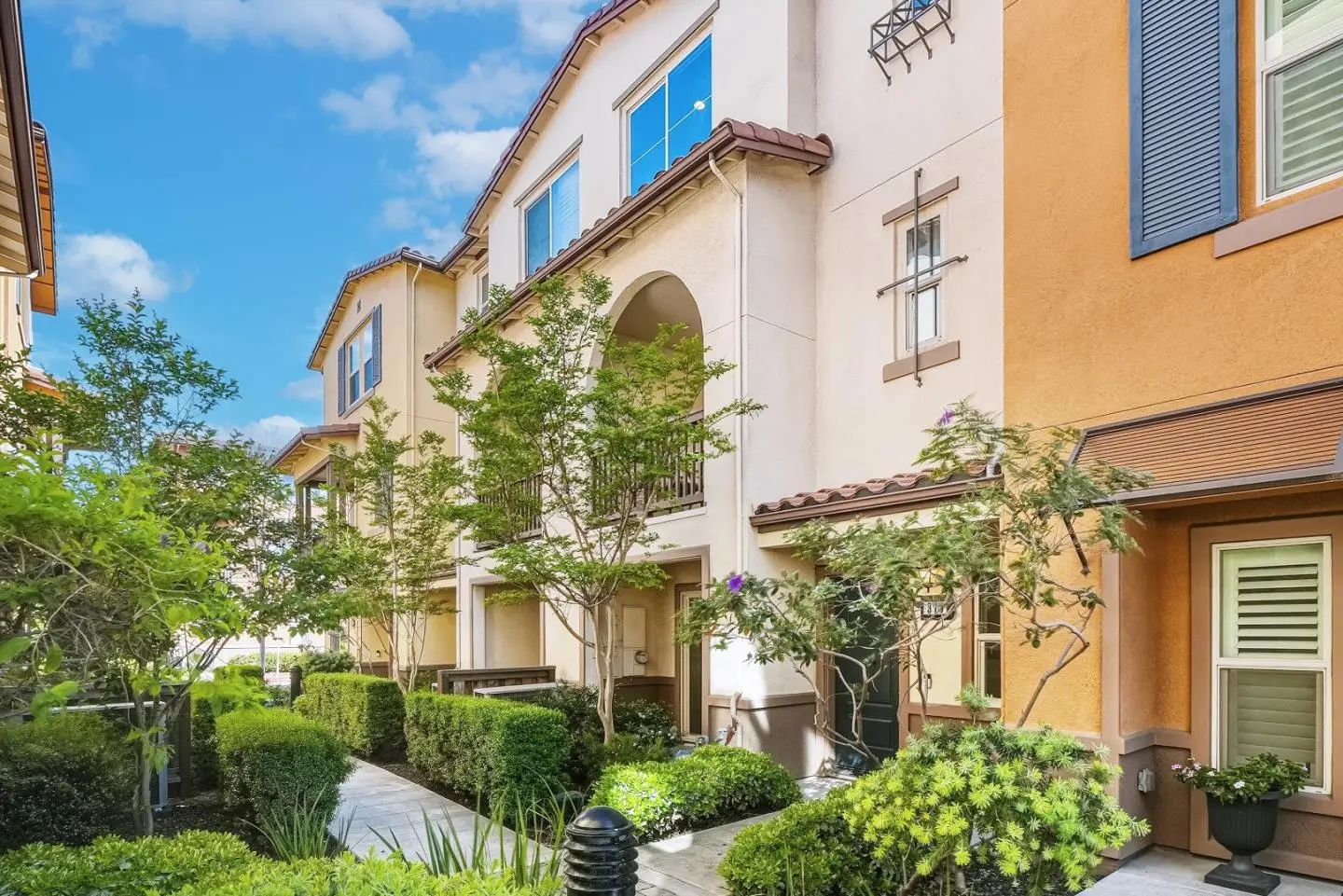 375 Santa Diana Ter, SUNNYVALE