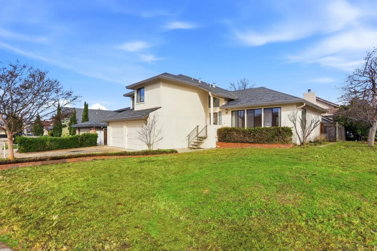 1340 Terrace Dr, HOLLISTER