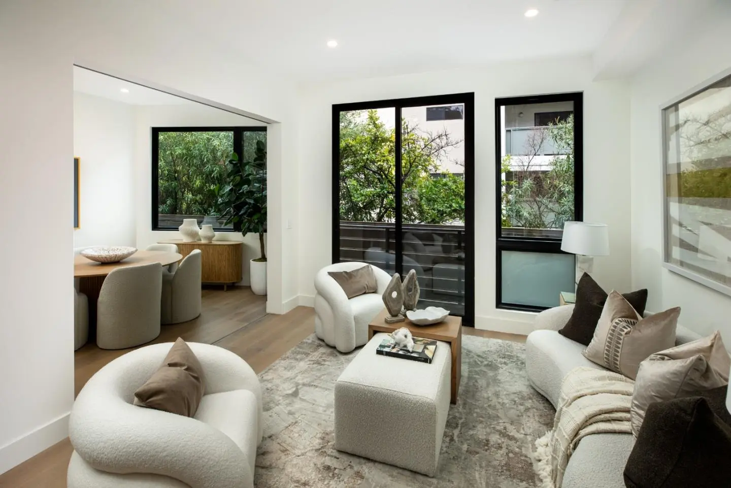 16 Fourth St, LOS ALTOS