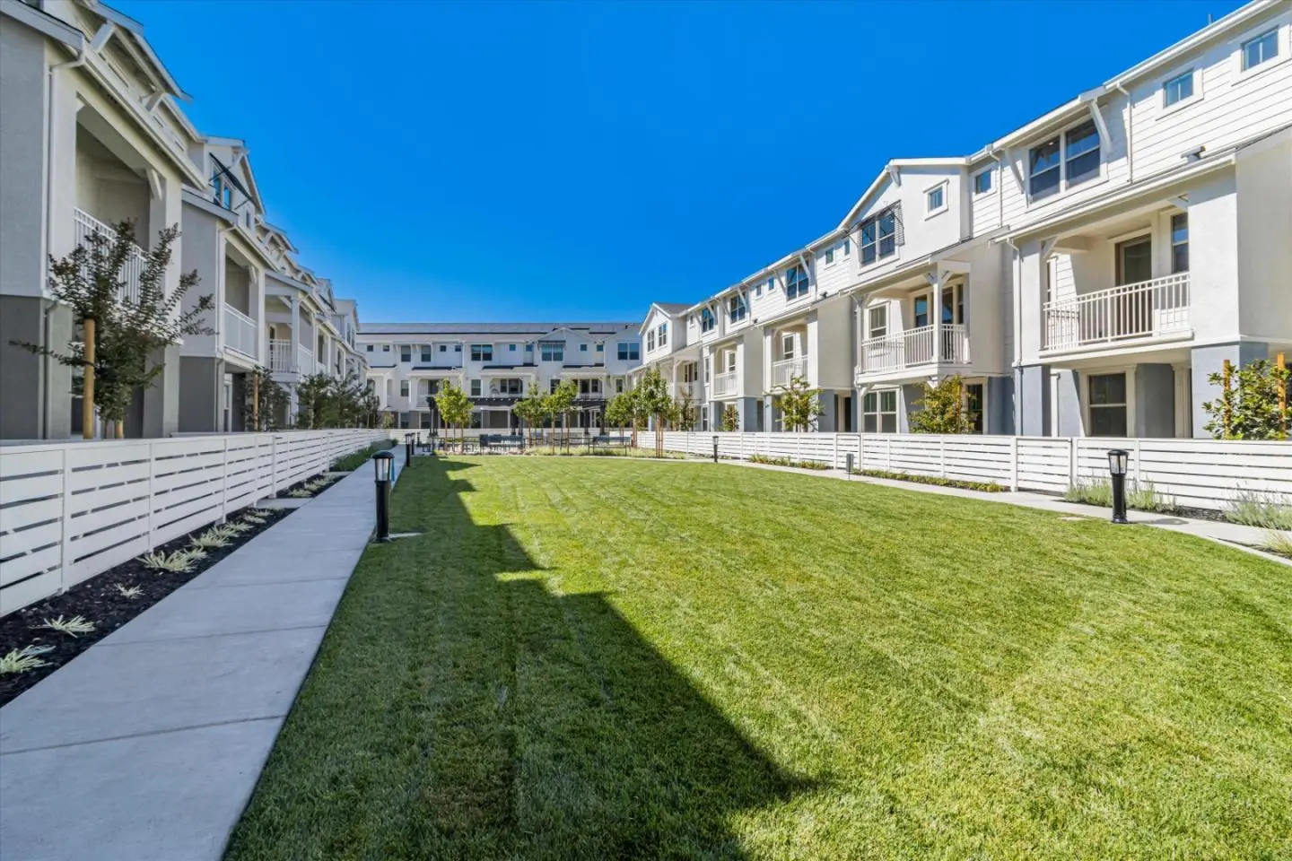 132 Oak Cir, WALNUT CREEK