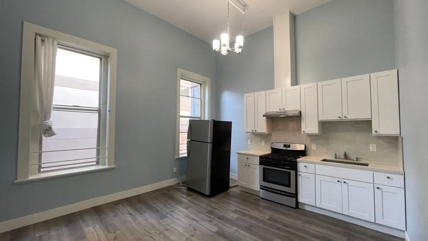 375 12th St 1, OAKLAND