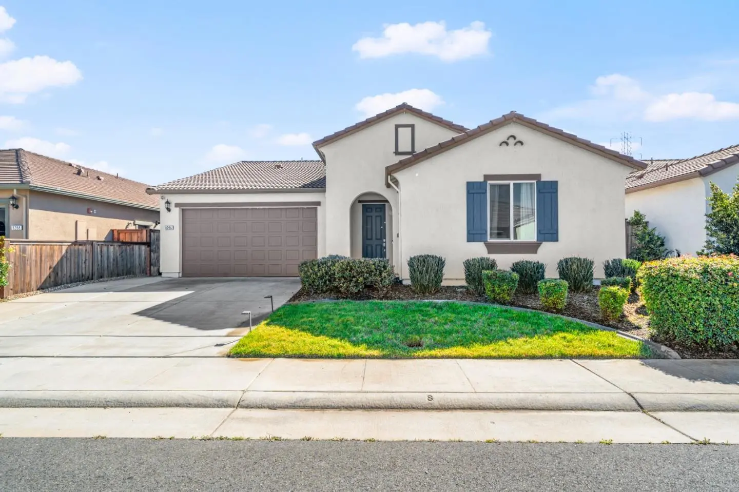9264 Odyssey Cir, ELK GROVE