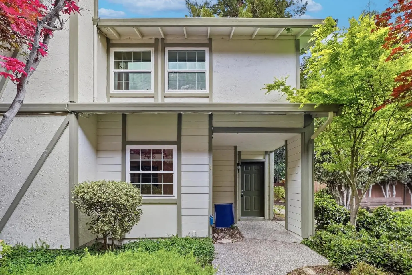 38 Devonshire Ave 6, Mountain View