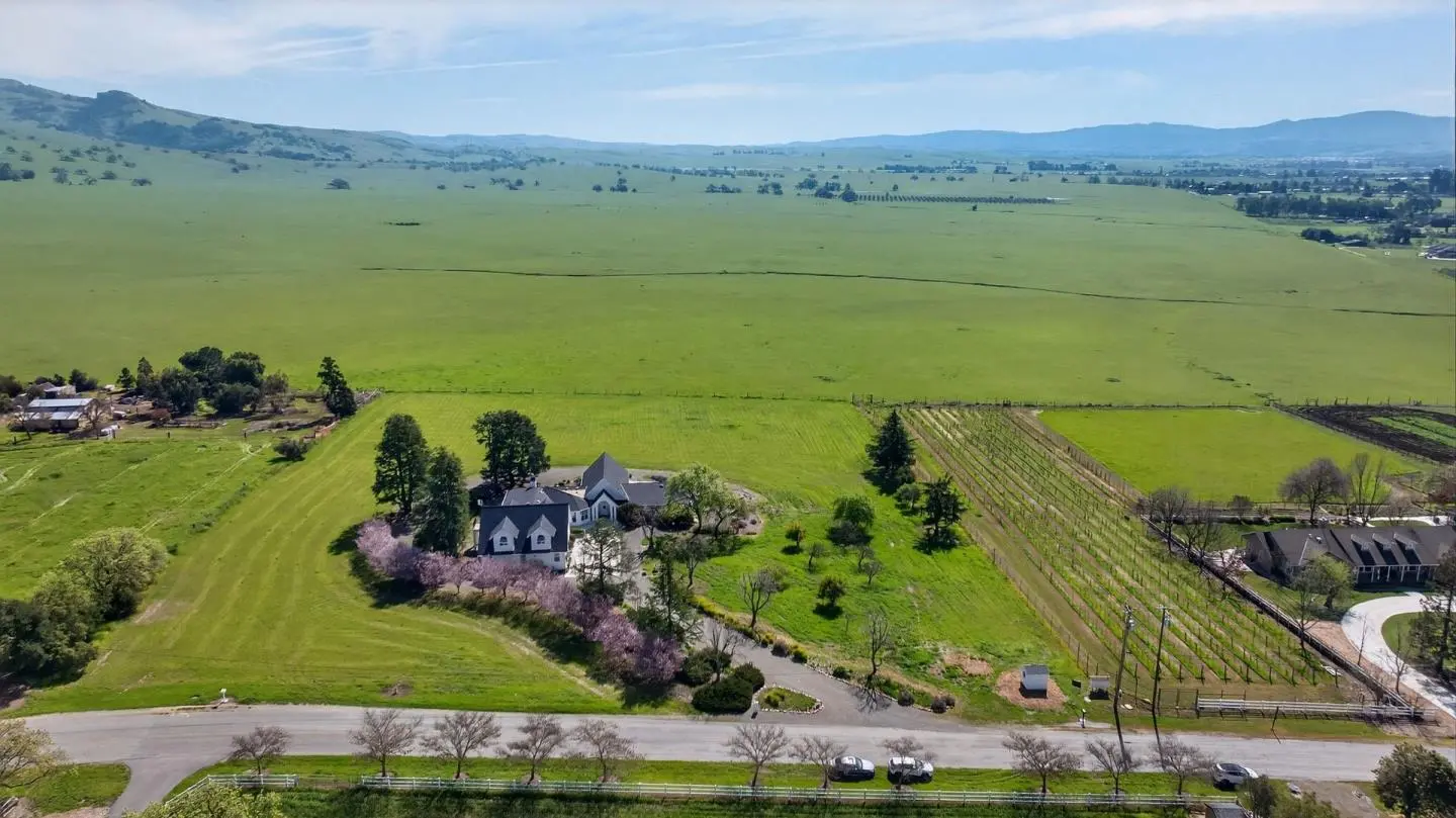 621 Carpenter Dr, HOLLISTER