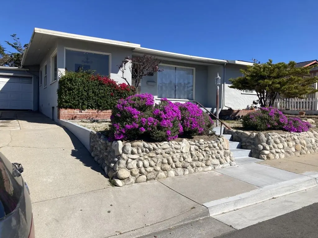 1355 La Salle Ave, SEASIDE