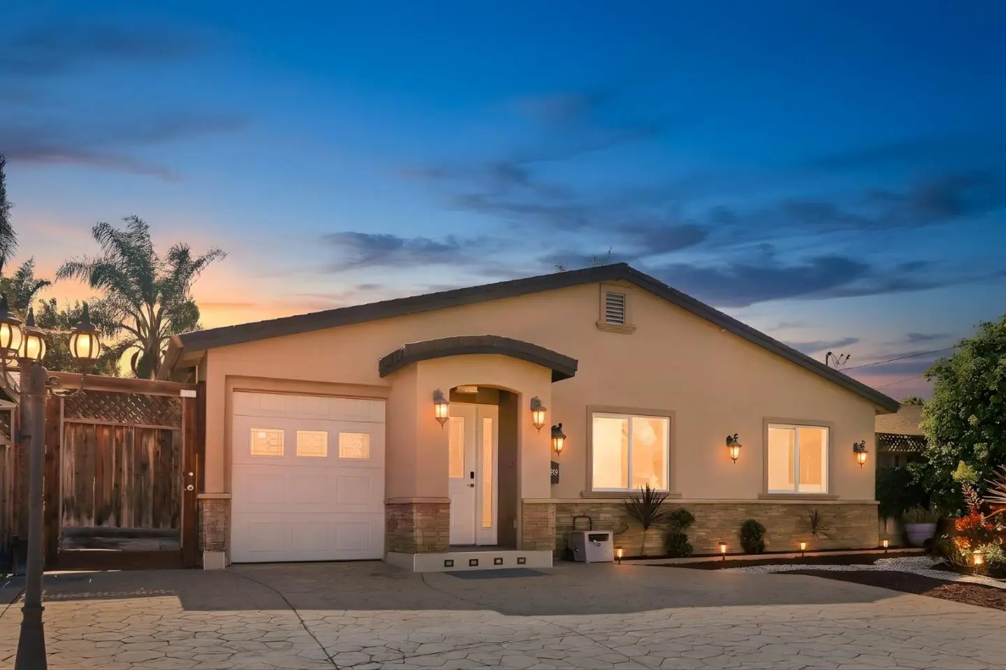 40489 Davis St, FREMONT