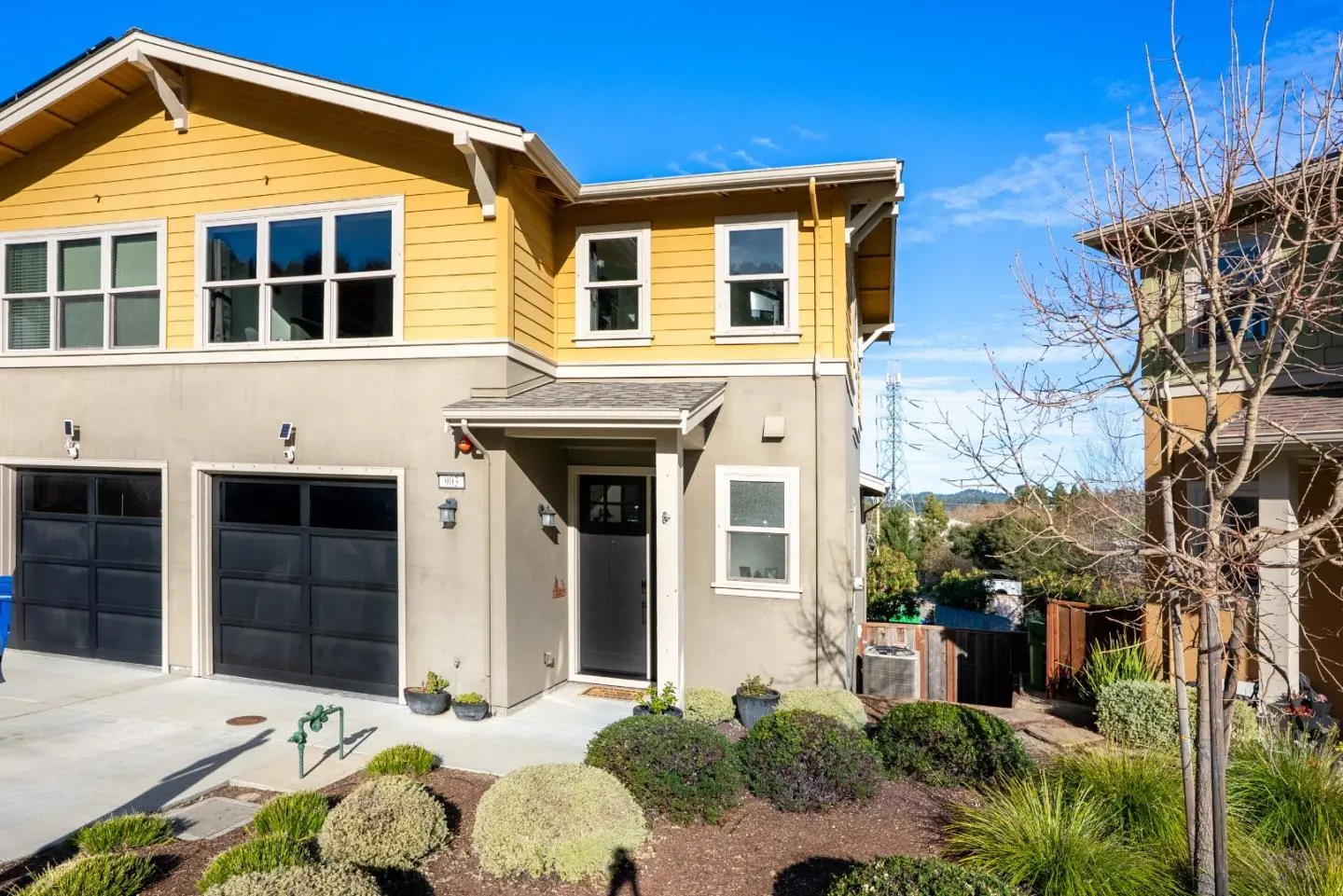 903 Lundy Ln, Scotts Valley