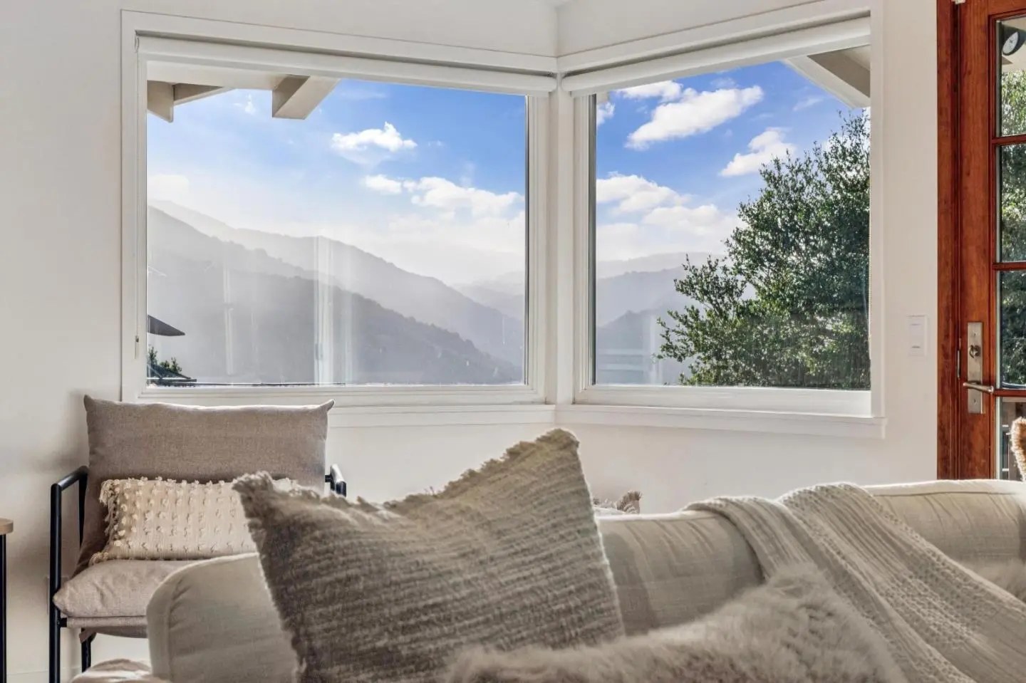 760 Country Club Dr, Carmel Valley