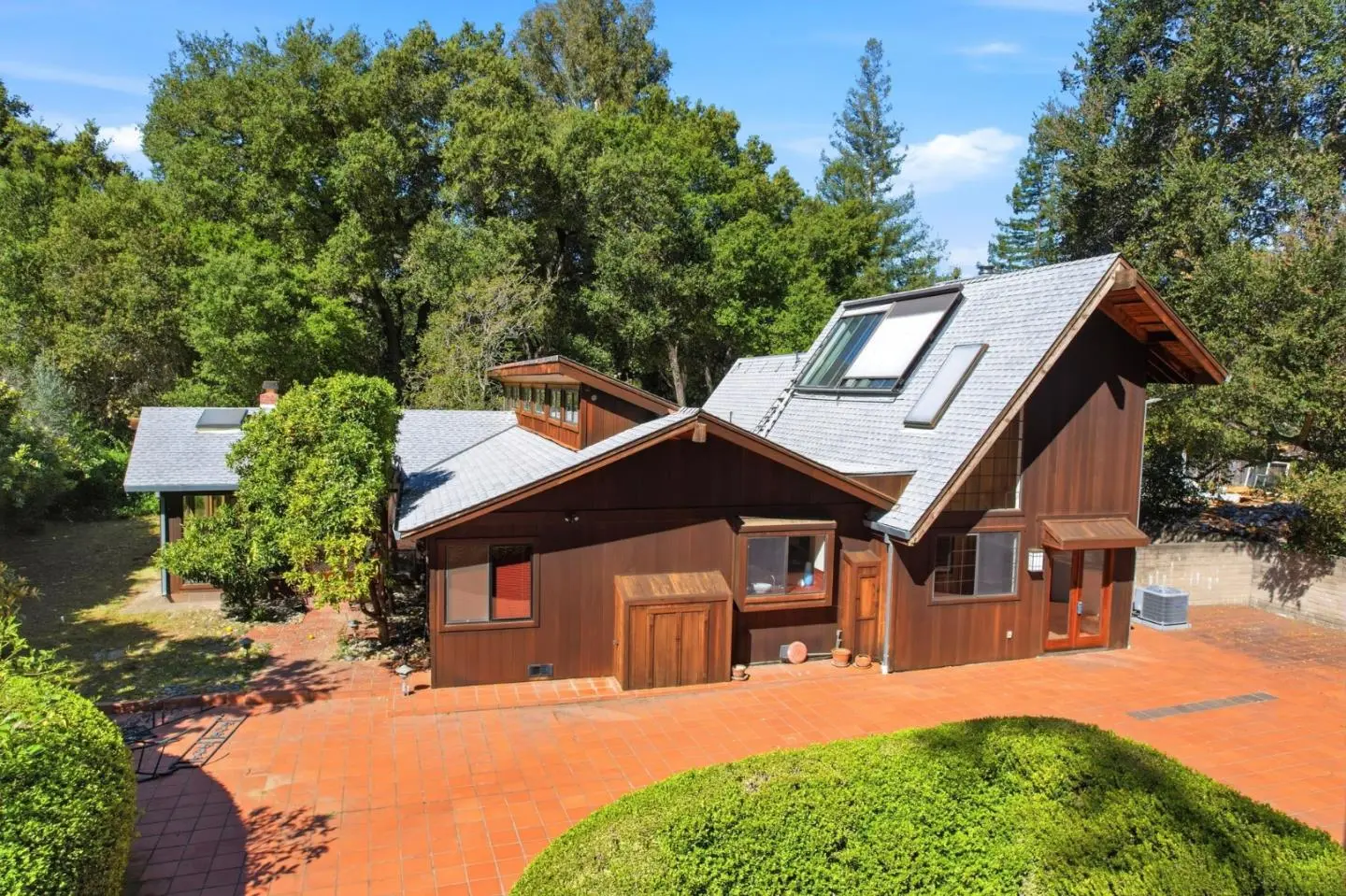 12861 Foothill Ln, SARATOGA