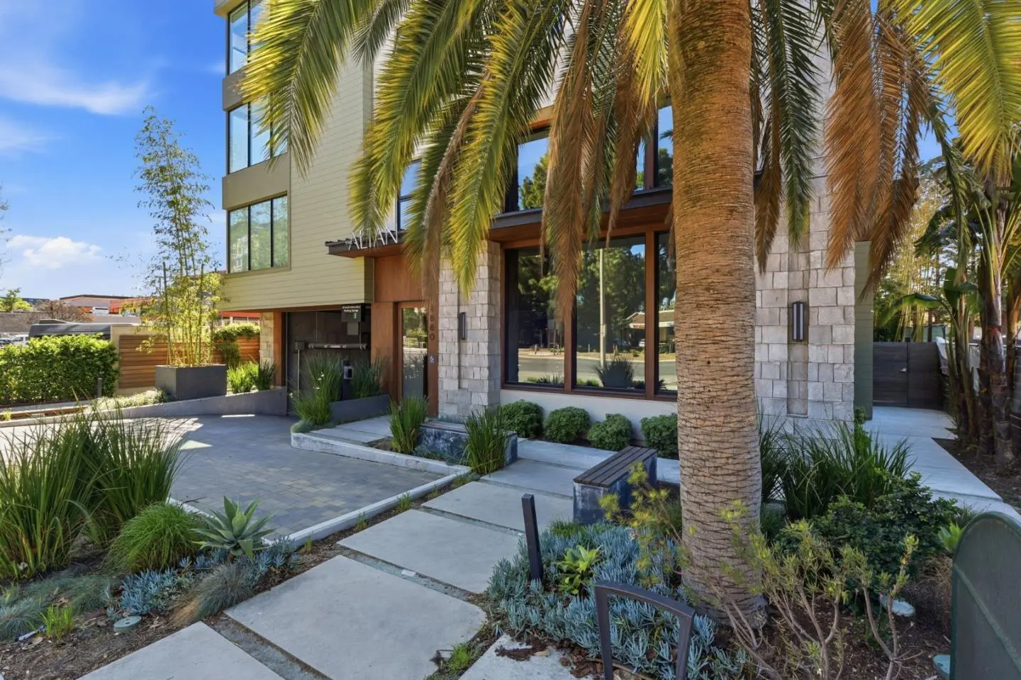 4880 El Camino Real 23, Los Altos