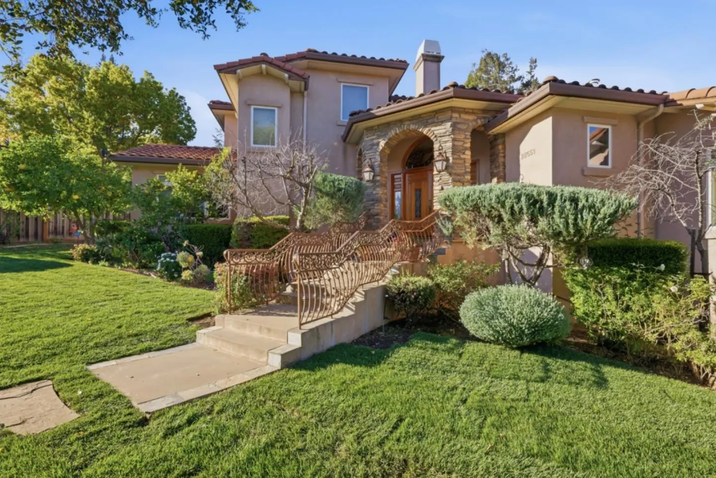 22551 Ricardo Rd, CUPERTINO